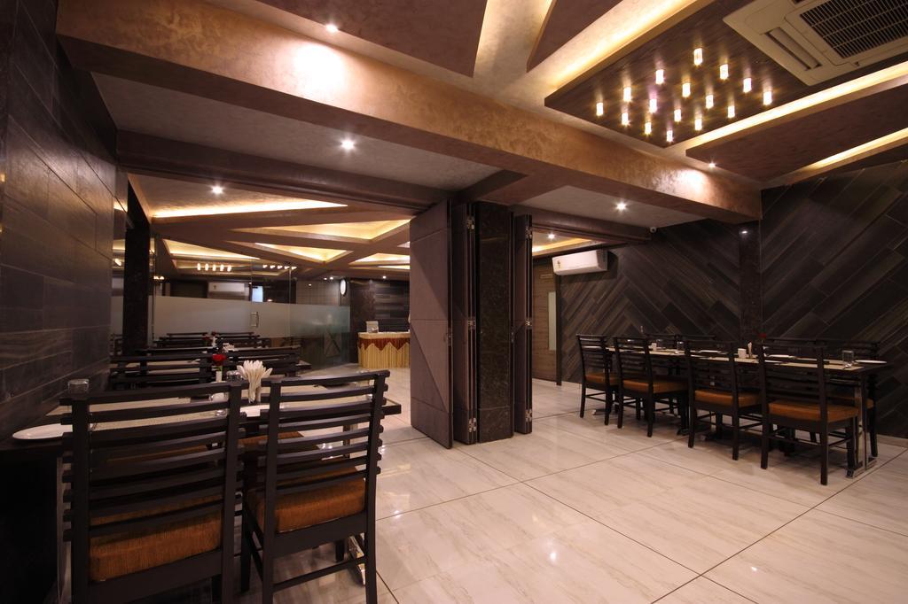 Hotel Bait Inn Ahmedabad Exterior photo