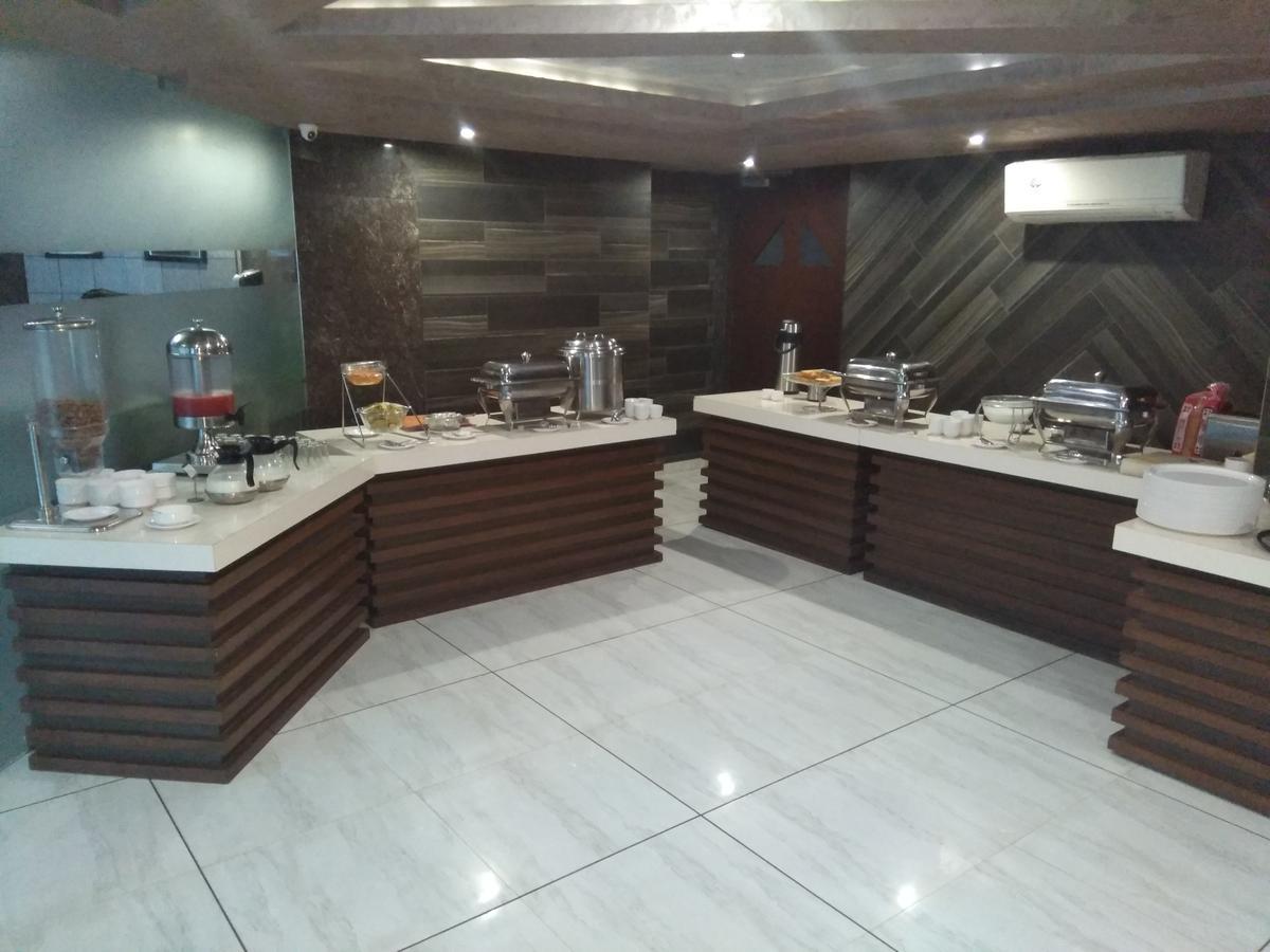 Hotel Bait Inn Ahmedabad Exterior photo